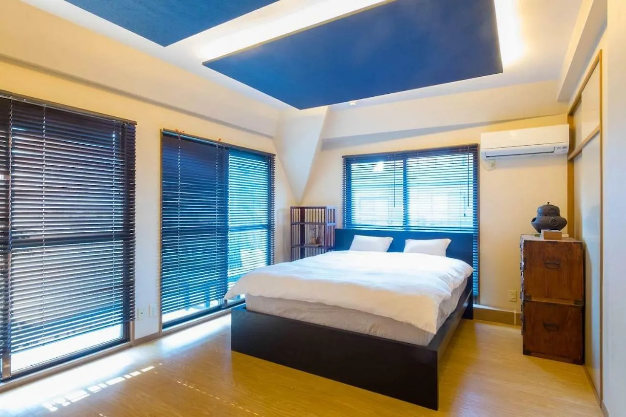 Shinjuku Duplex Top Floor Apartment Tokyo 0*,  Japan