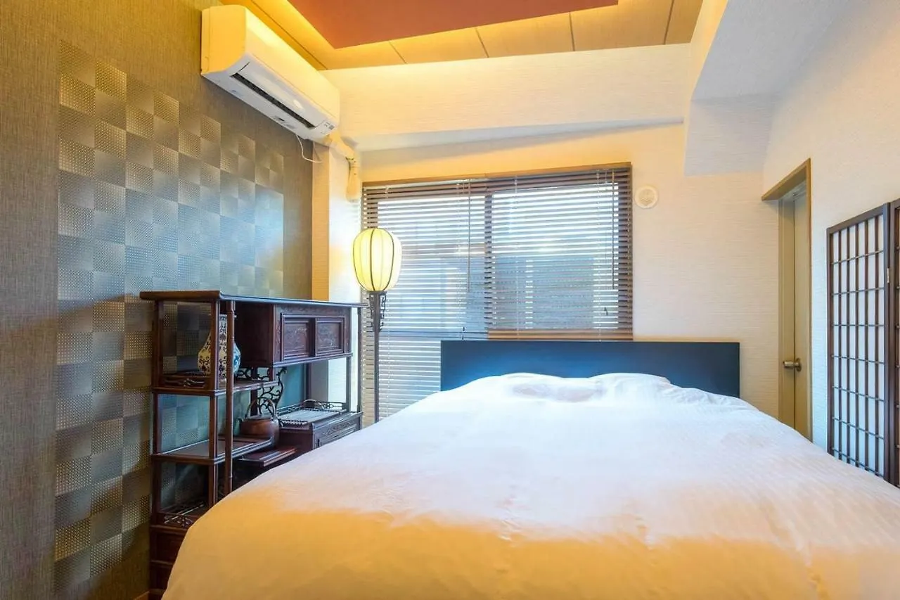 Shinjuku Duplex Top Floor Apartment Tokyo 0*,