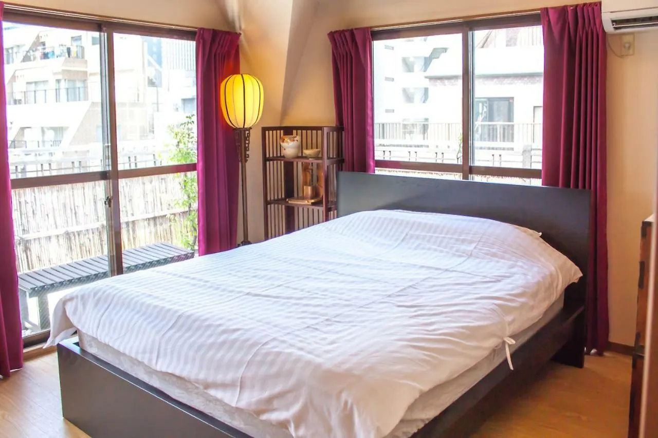 Shinjuku Duplex Top Floor Apartment Tokyo 0*,